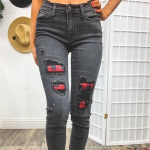 Judy Blue Black Distressed Skinny Fit Jeans
